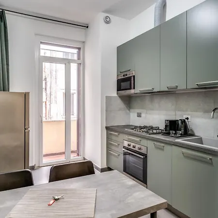 Apartament New Flat Near Termini Station